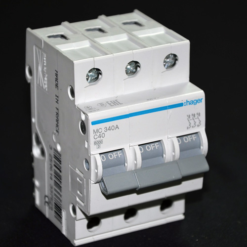Hager MC340A автоматический выключатель 3P 6kA C-40A 3M