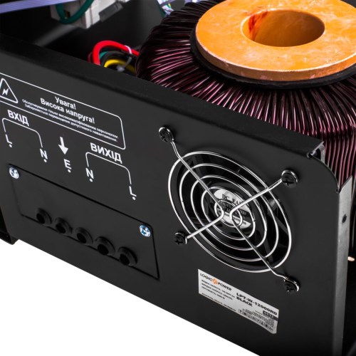 7049f3a373f98d368814b8a20e737